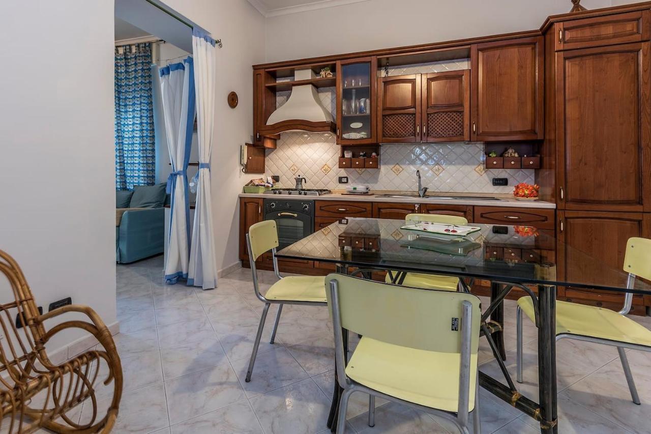 B4 Big With Terrace And View In Hystorical Centre Appartement Naples